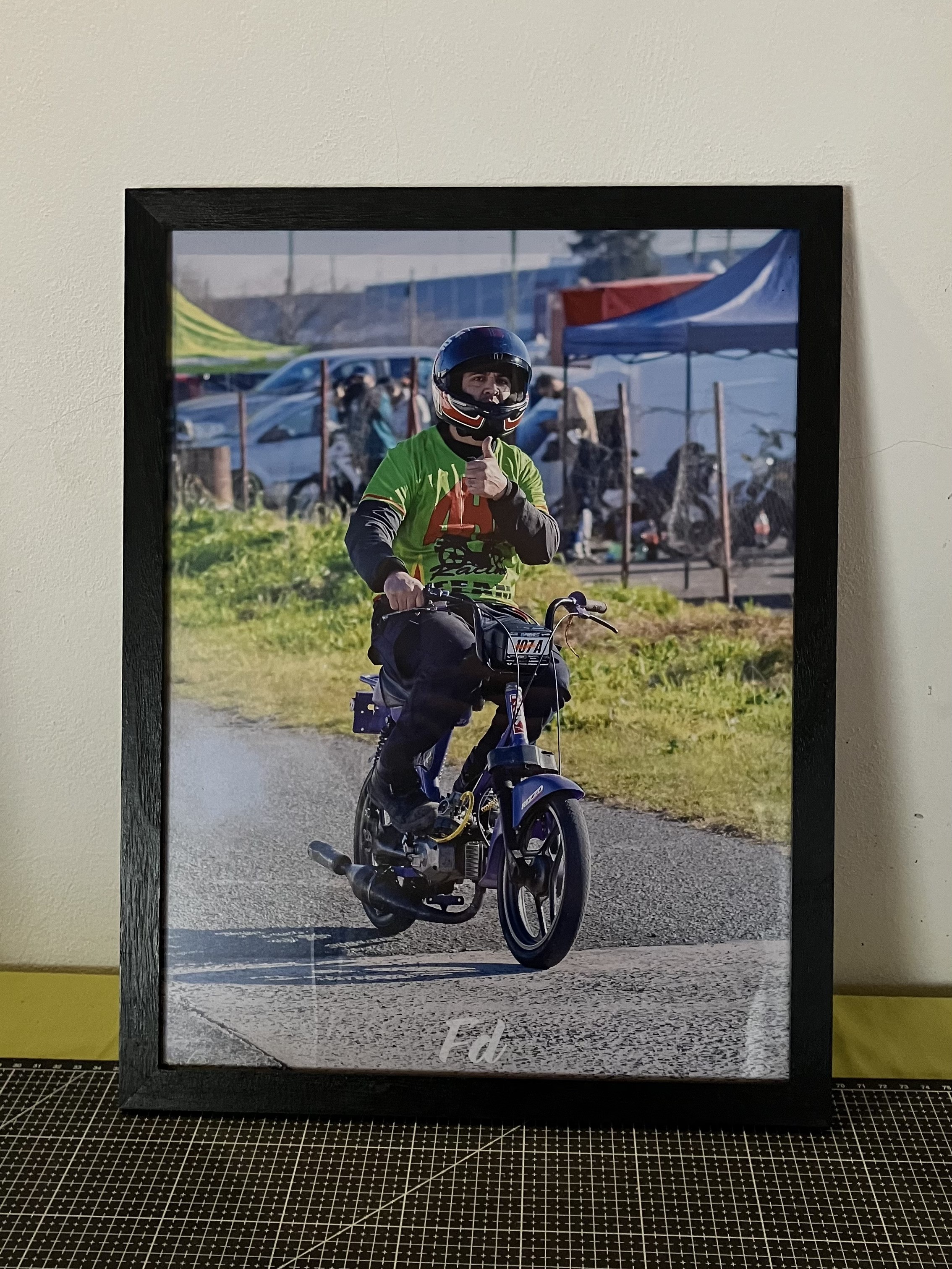 40x30-cuadrochato-colornegro-vertical